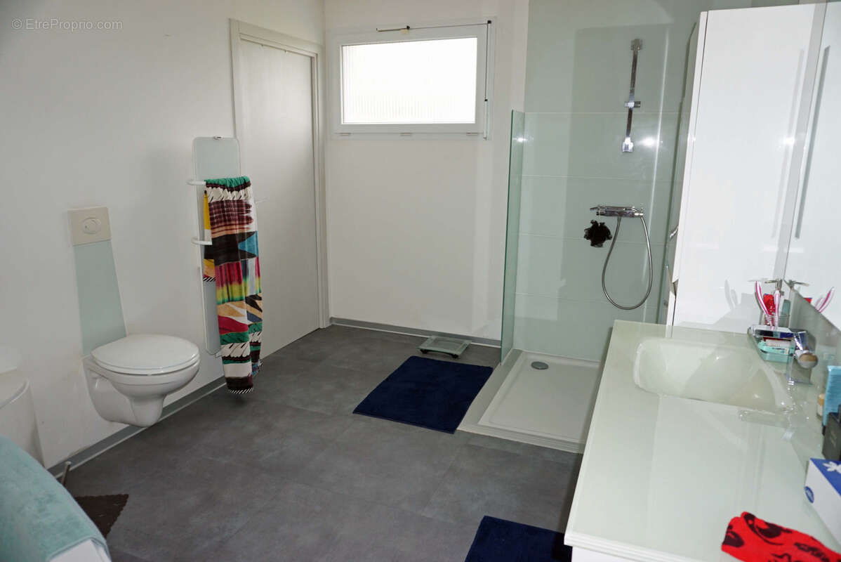 Maison à PARAY-LE-MONIAL