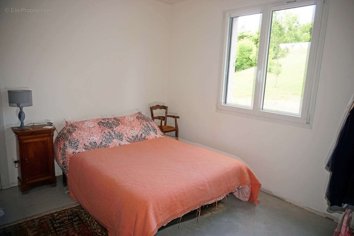 Maison à PARAY-LE-MONIAL