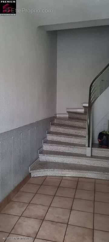 Appartement à SAINT-ESTEVE