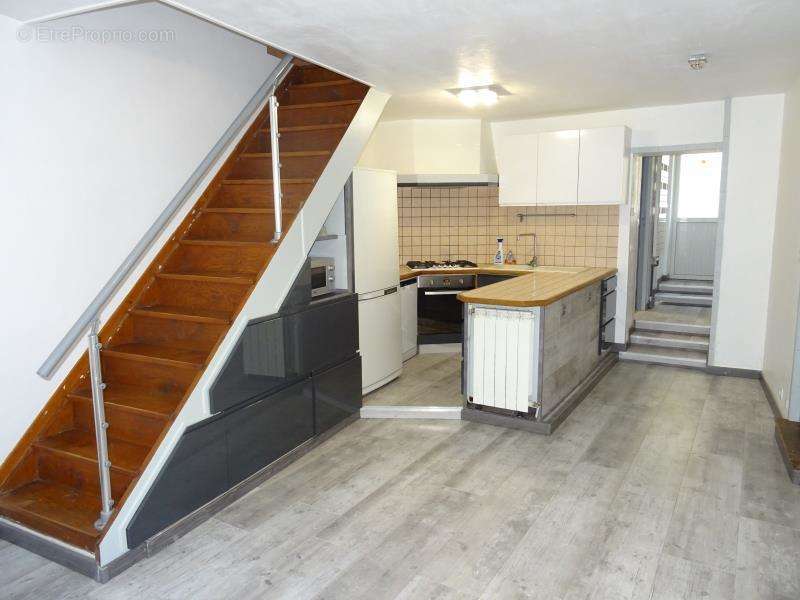 Maison a vendre  - 3 pièce(s) - 61 m2 - Surfyn
