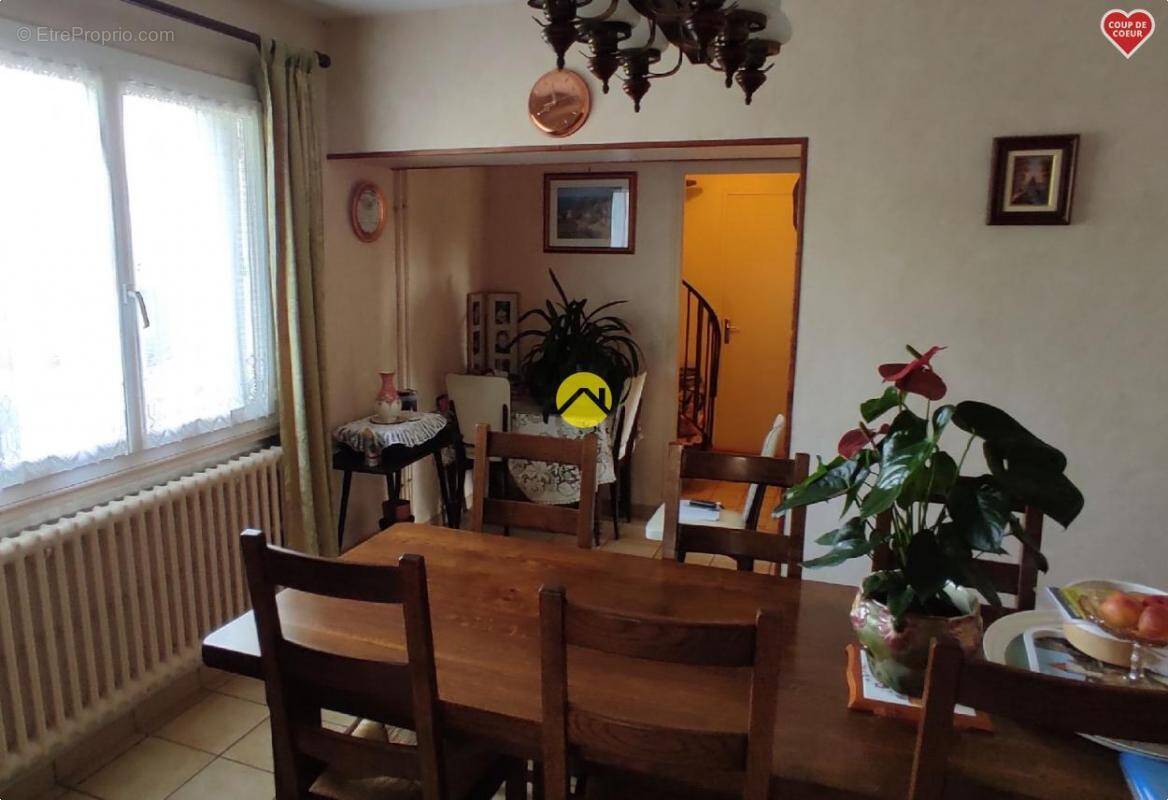 Maison à BOURBON-L&#039;ARCHAMBAULT