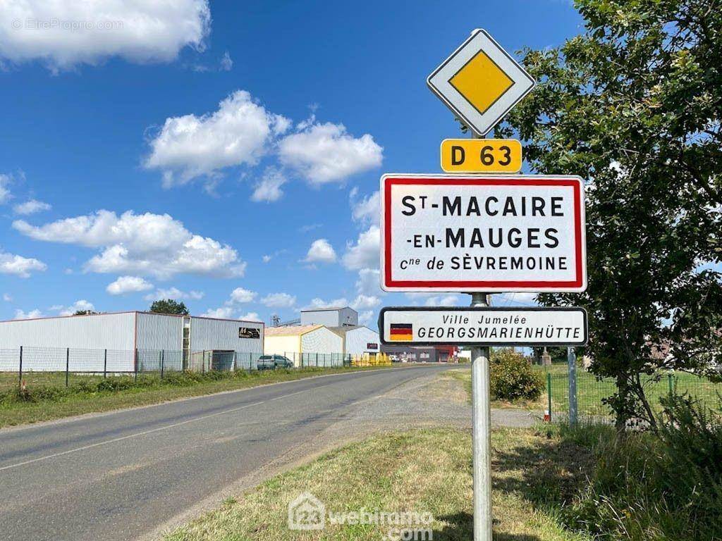 A St Macaire en mauges, 14km de Cholet et 50km de Nantes... - Terrain à LA RENAUDIERE