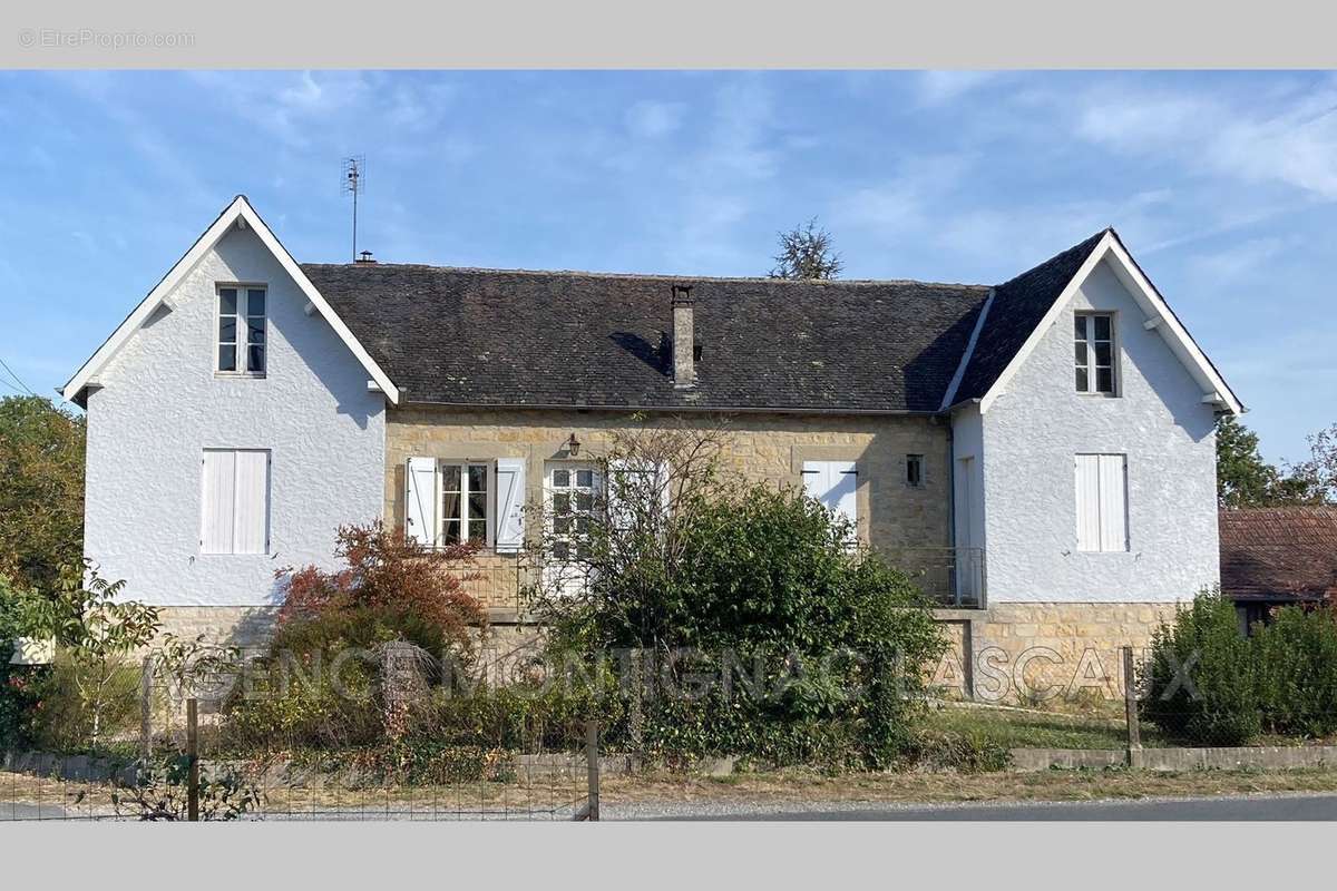 Maison à BEAUREGARD-DE-TERRASSON