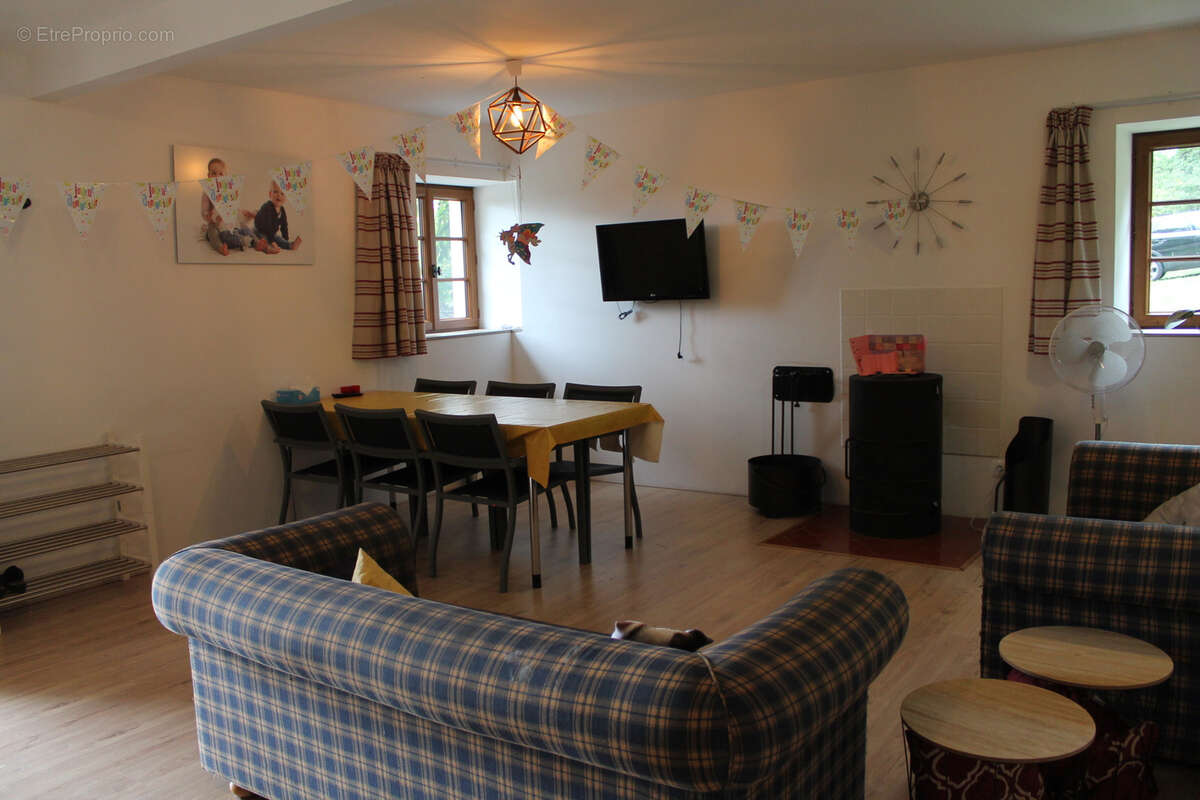 Maison à VICQ-EXEMPLET