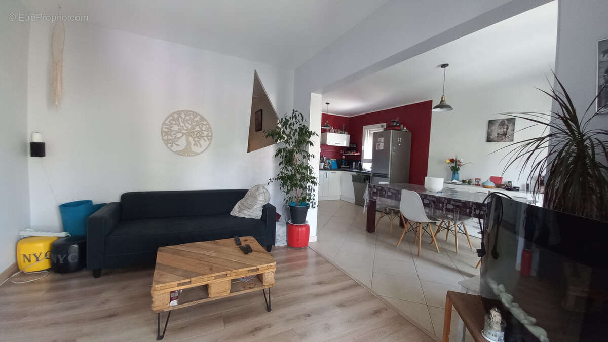 Appartement à FLEURY