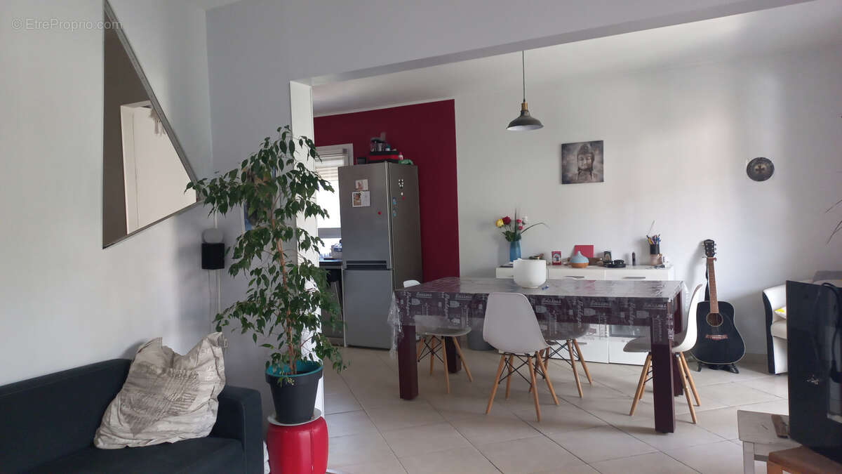 Appartement à FLEURY