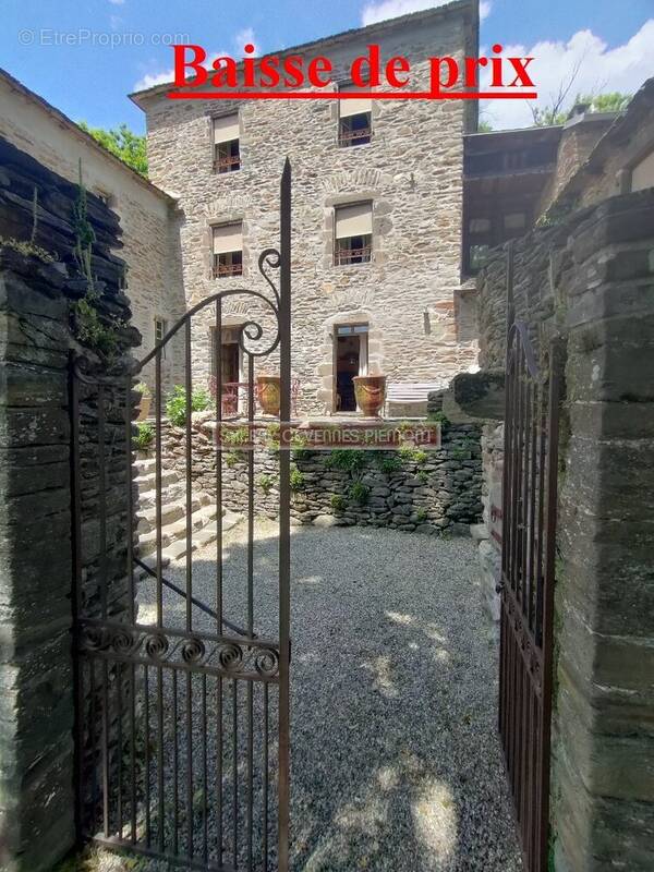 Maison à SAINT-PRIVAT-DE-VALLONGUE