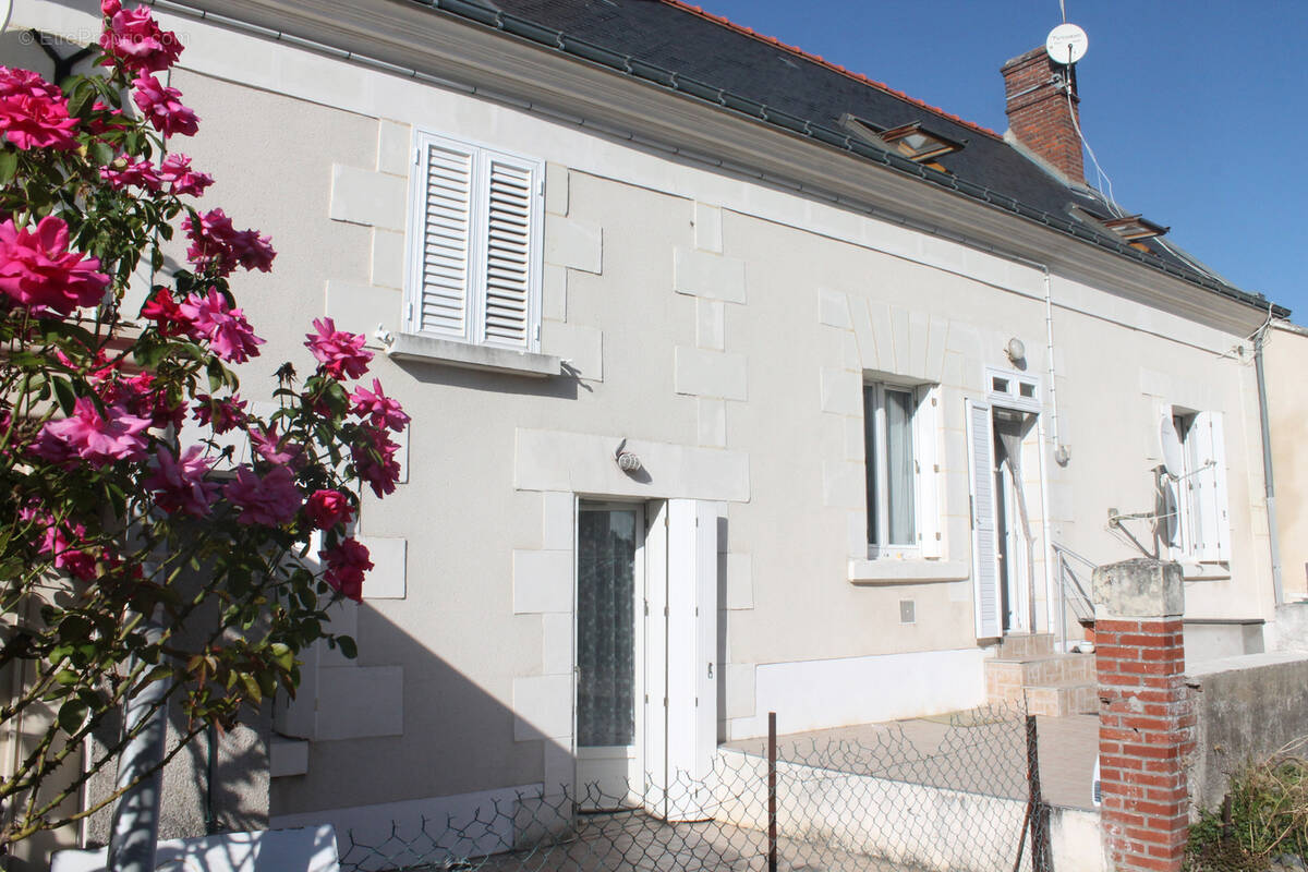 Maison à LA VILLE-AUX-DAMES