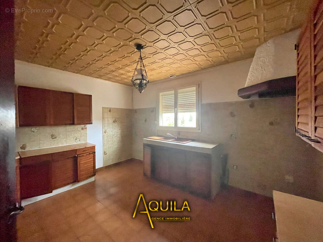 Maison à NISSAN-LEZ-ENSERUNE