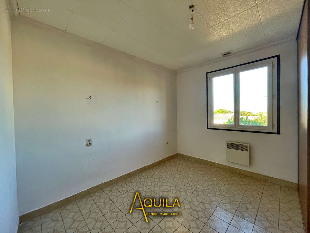 Maison à NISSAN-LEZ-ENSERUNE