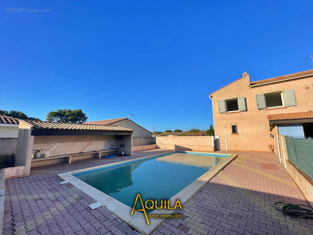 Maison à NISSAN-LEZ-ENSERUNE