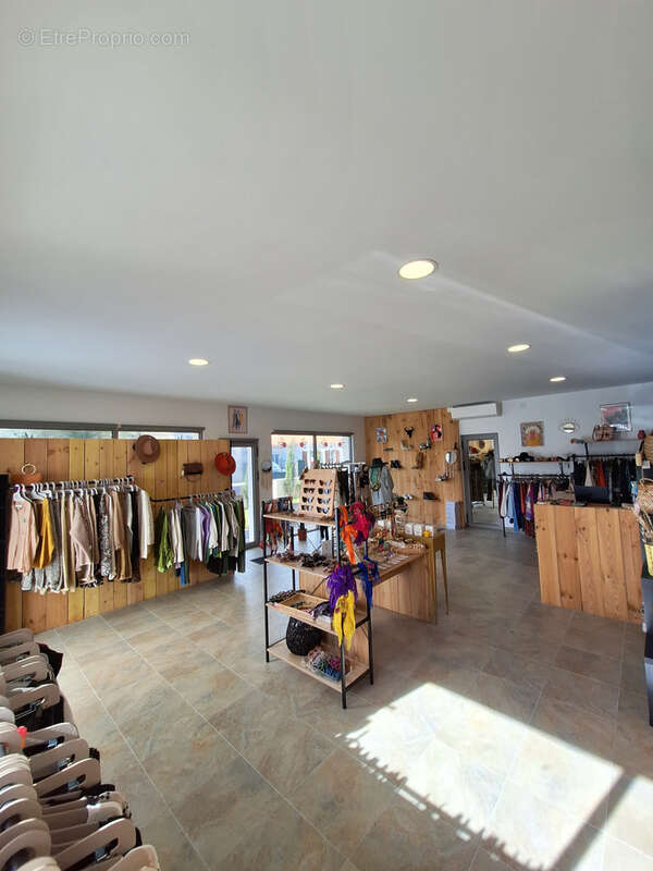 Commerce à LE BOUSCAT