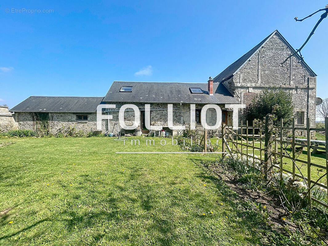 Maison à LE BENY-BOCAGE