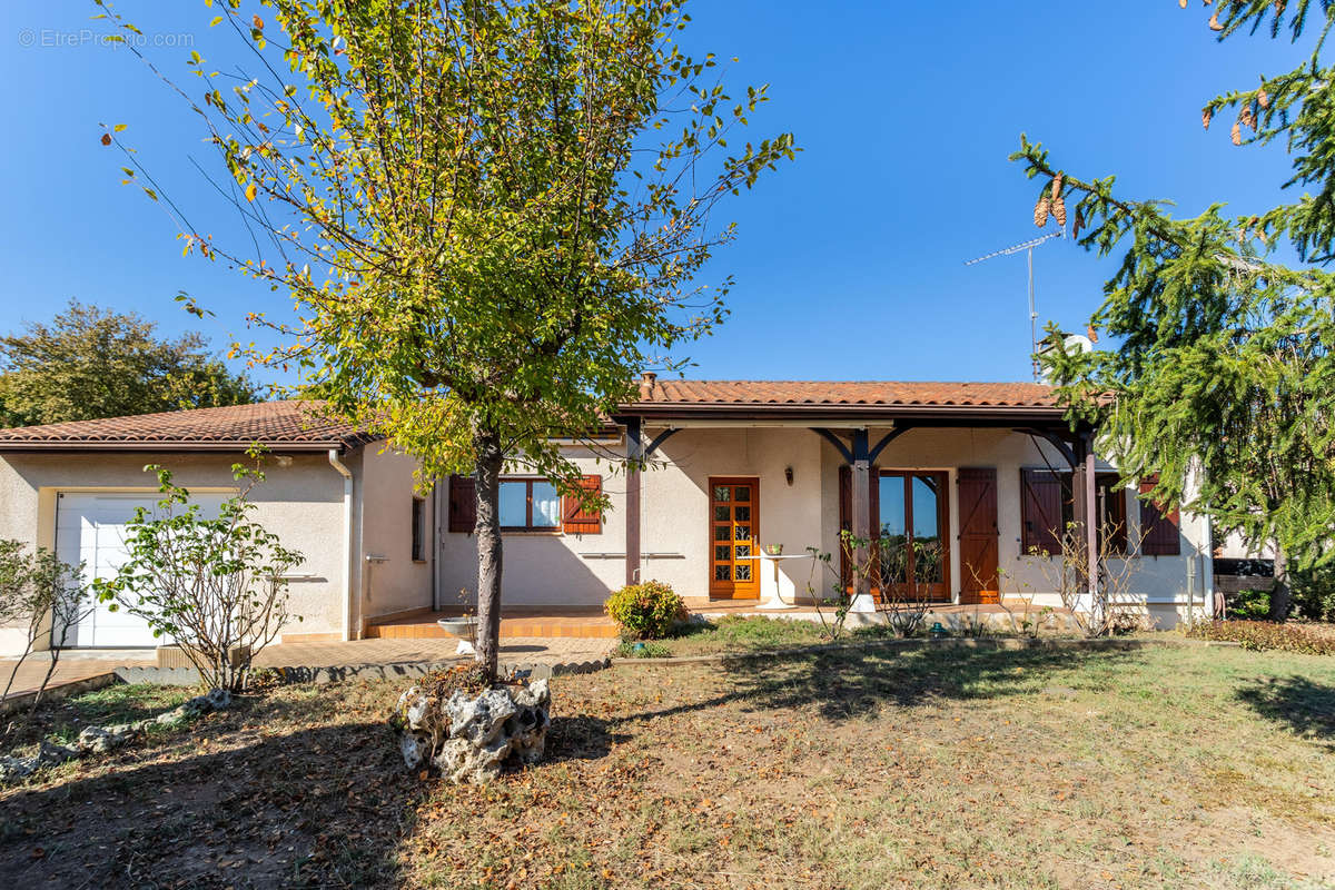 Maison à SAINT-SYLVESTRE-SUR-LOT