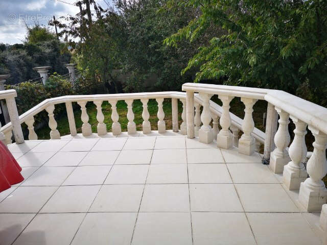 Maison à VIELS-MAISONS