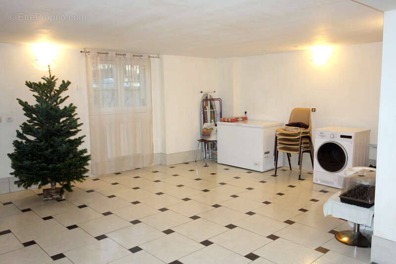 Maison à VIELS-MAISONS