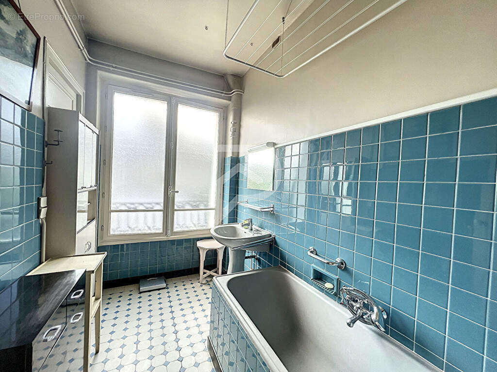 Appartement a louer bourg-la-reine - 5 pièce(s) - 115 m2 - Surfyn