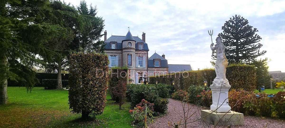 Maison à LA FERRIERE-SUR-RISLE