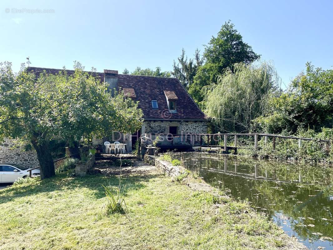 Maison à BEAULIEU-SUR-DORDOGNE