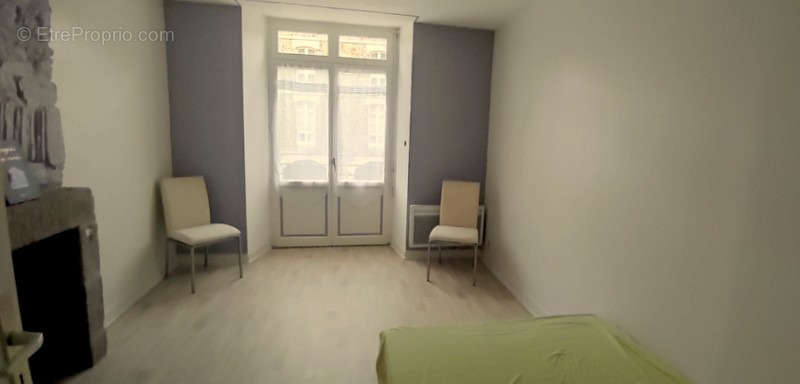 Appartement à FOUGERES