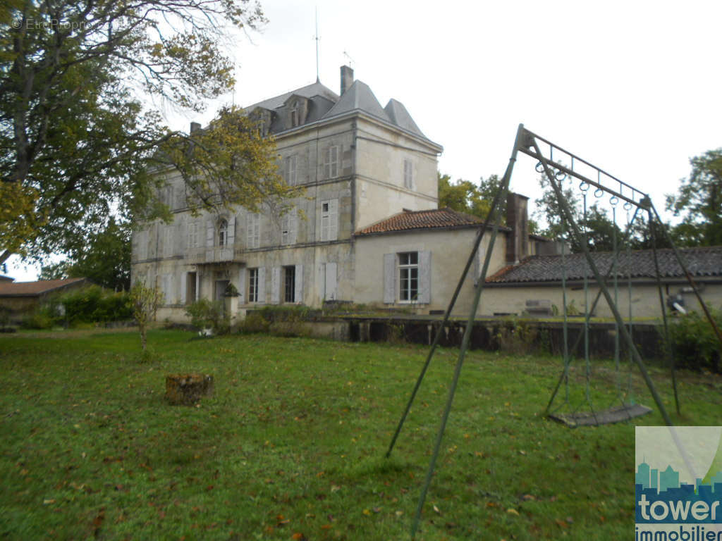 Maison à SEGONZAC