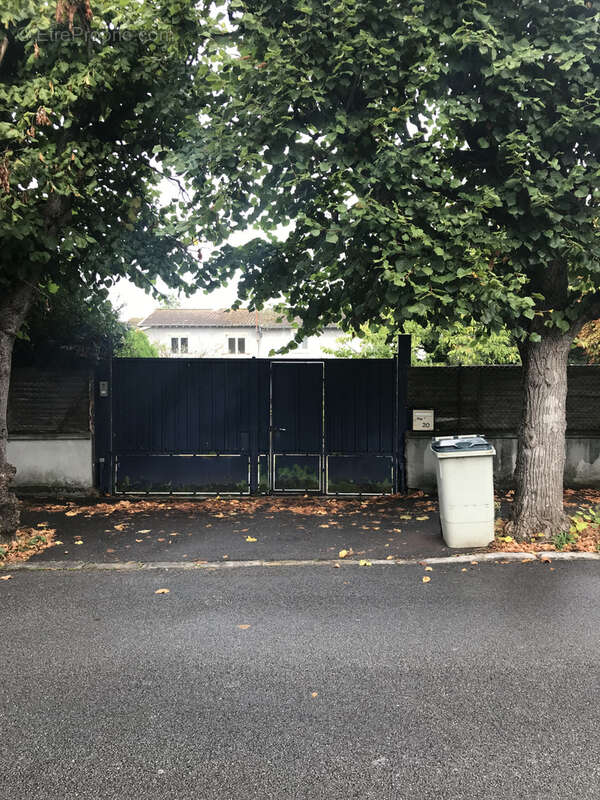 Maison à LES MUREAUX