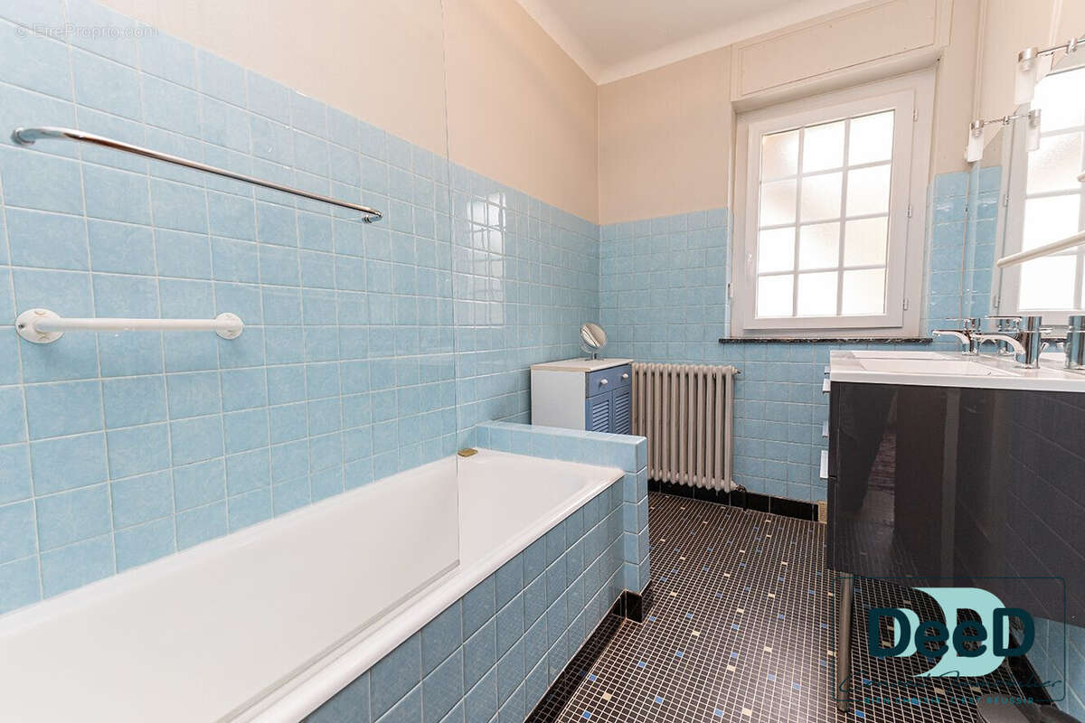 Maison à SARRANCOLIN