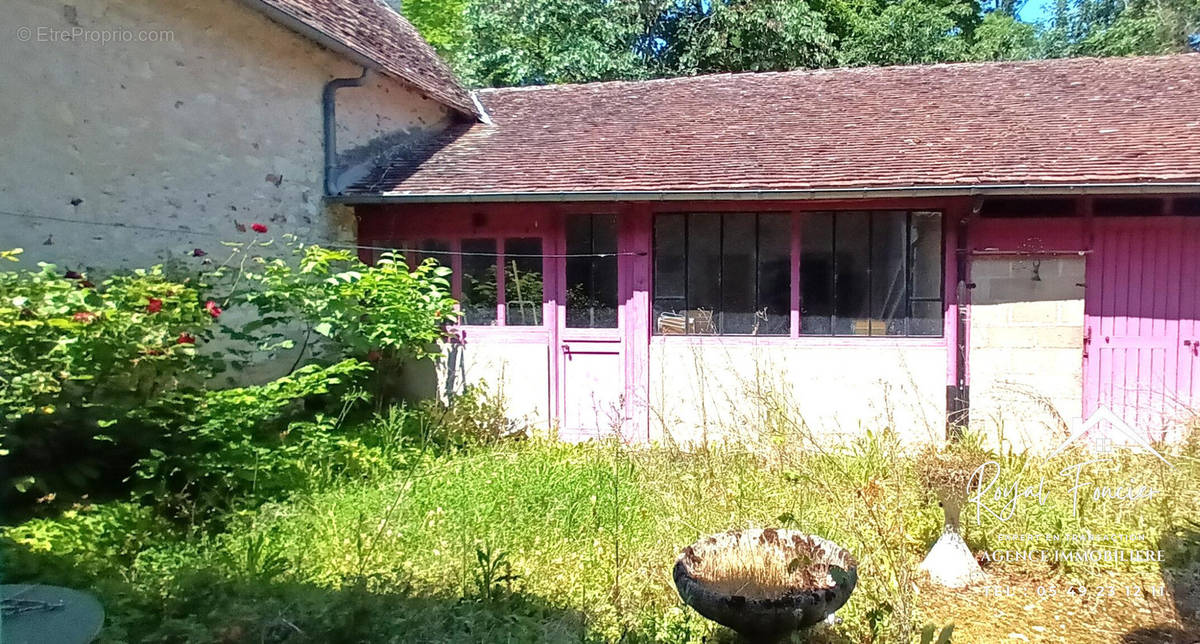 Maison à YZEURES-SUR-CREUSE