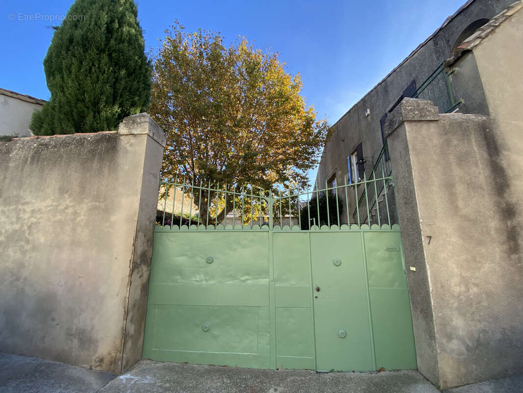 Maison à SAINT-GILLES