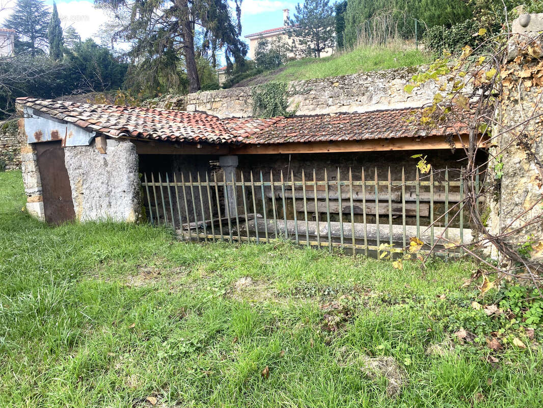 Terrain à SAINT-DIDIER-AU-MONT-D'OR