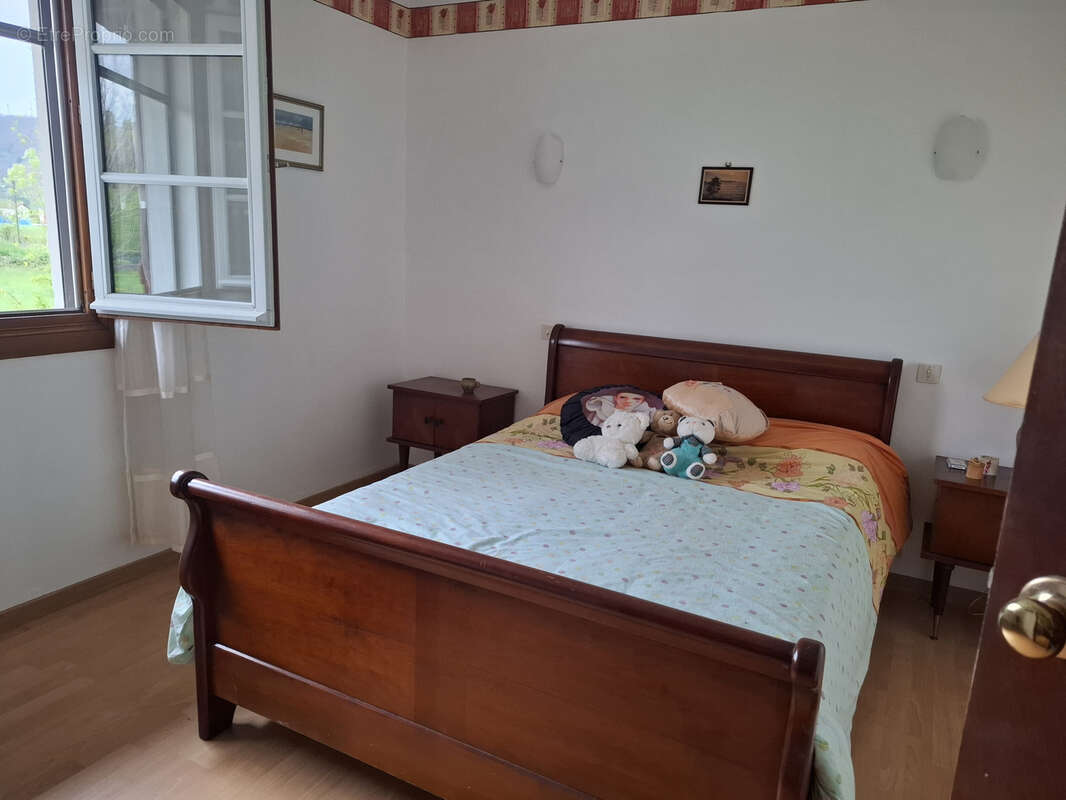 Maison à SAINT-JEAN-LE-VIEUX