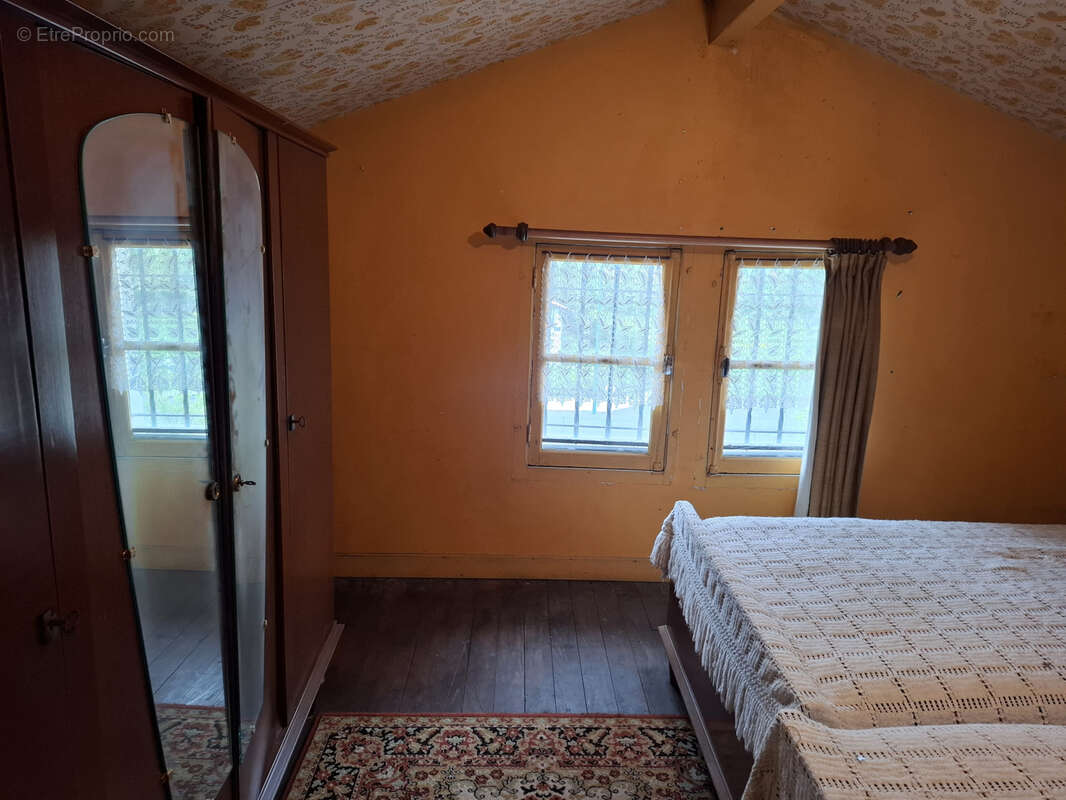 Maison à SAINT-JEAN-LE-VIEUX