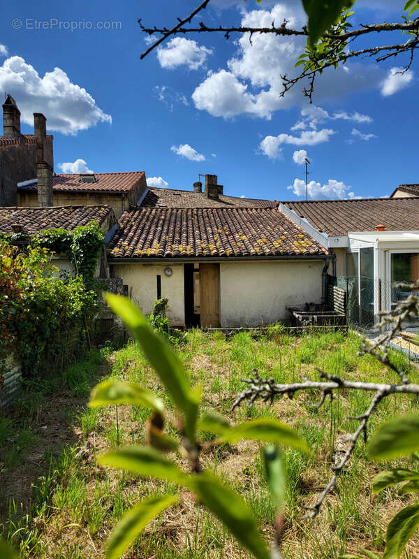 Maison à SAINT-ANDRE-DE-CUBZAC