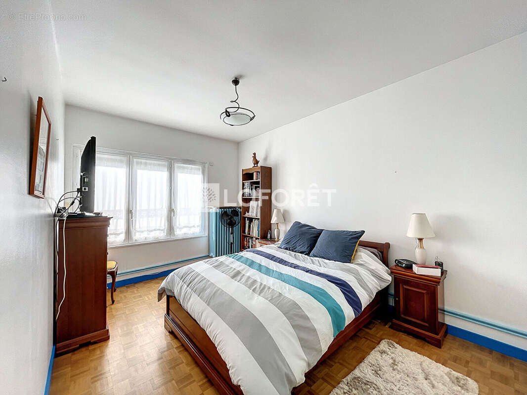 Appartement à NEUVILLE-SUR-SAONE