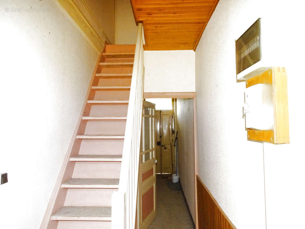 Appartement à BUJALEUF