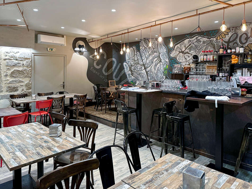 Commerce à GREZIEU-LA-VARENNE