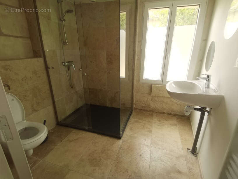 Maison à BEAUMONT-EN-VERON