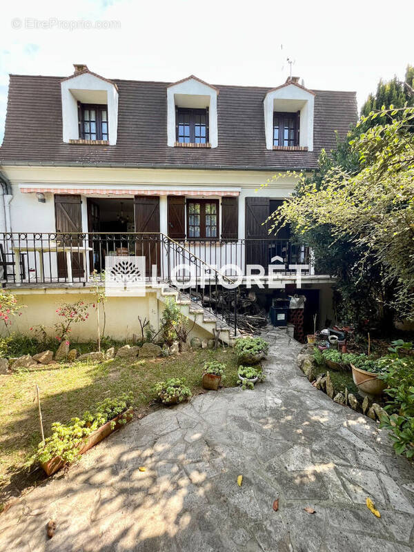 Maison à ORMESSON-SUR-MARNE