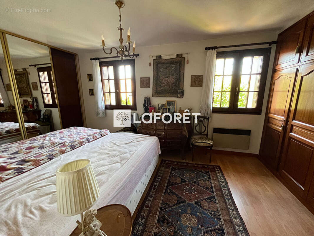 Maison à ORMESSON-SUR-MARNE