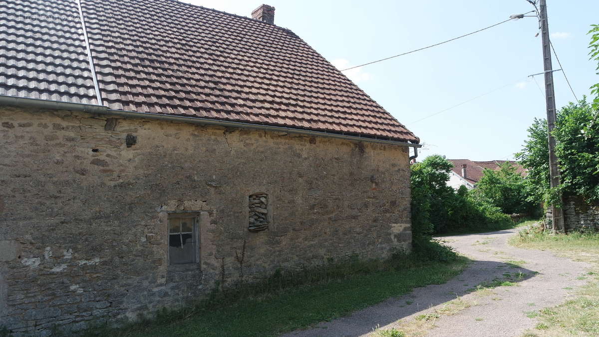 Maison à POUILLY-EN-AUXOIS