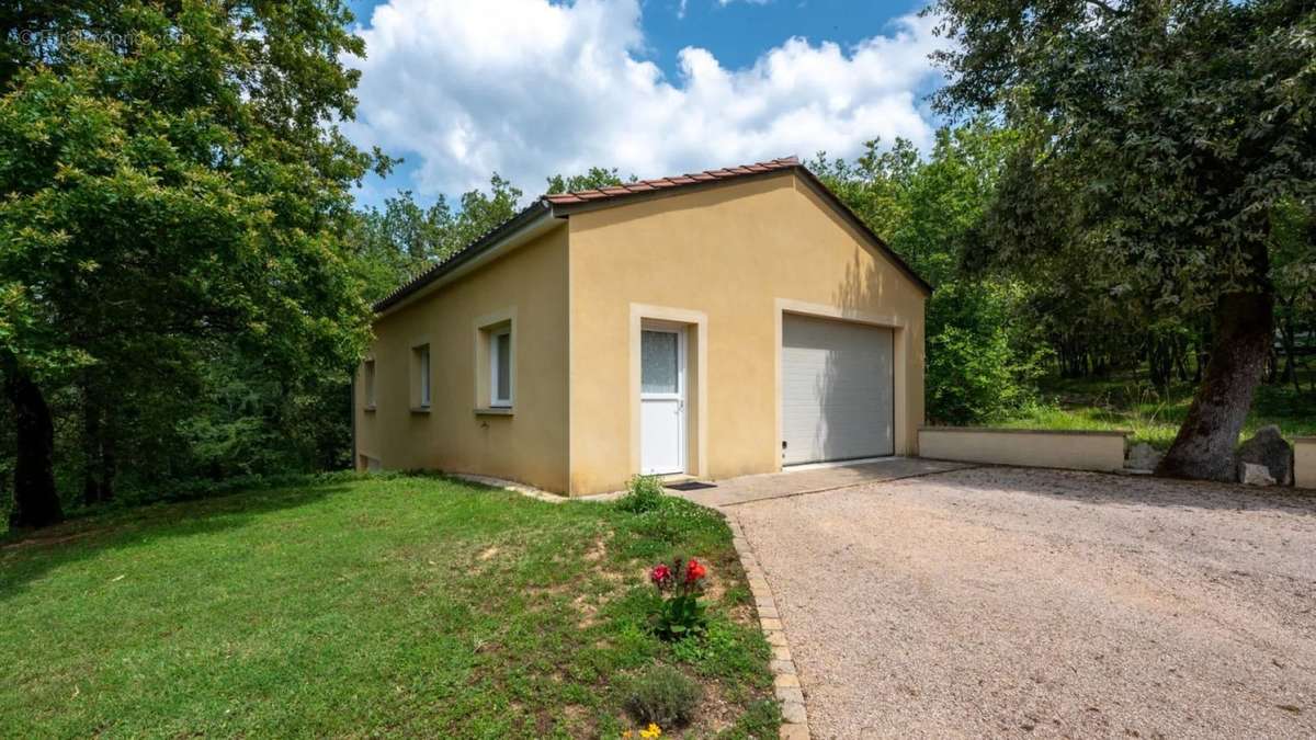 Maison à GOURDON