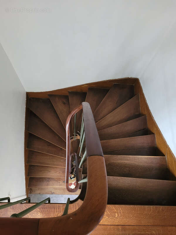 Maison à CONDE-SUR-HUISNE