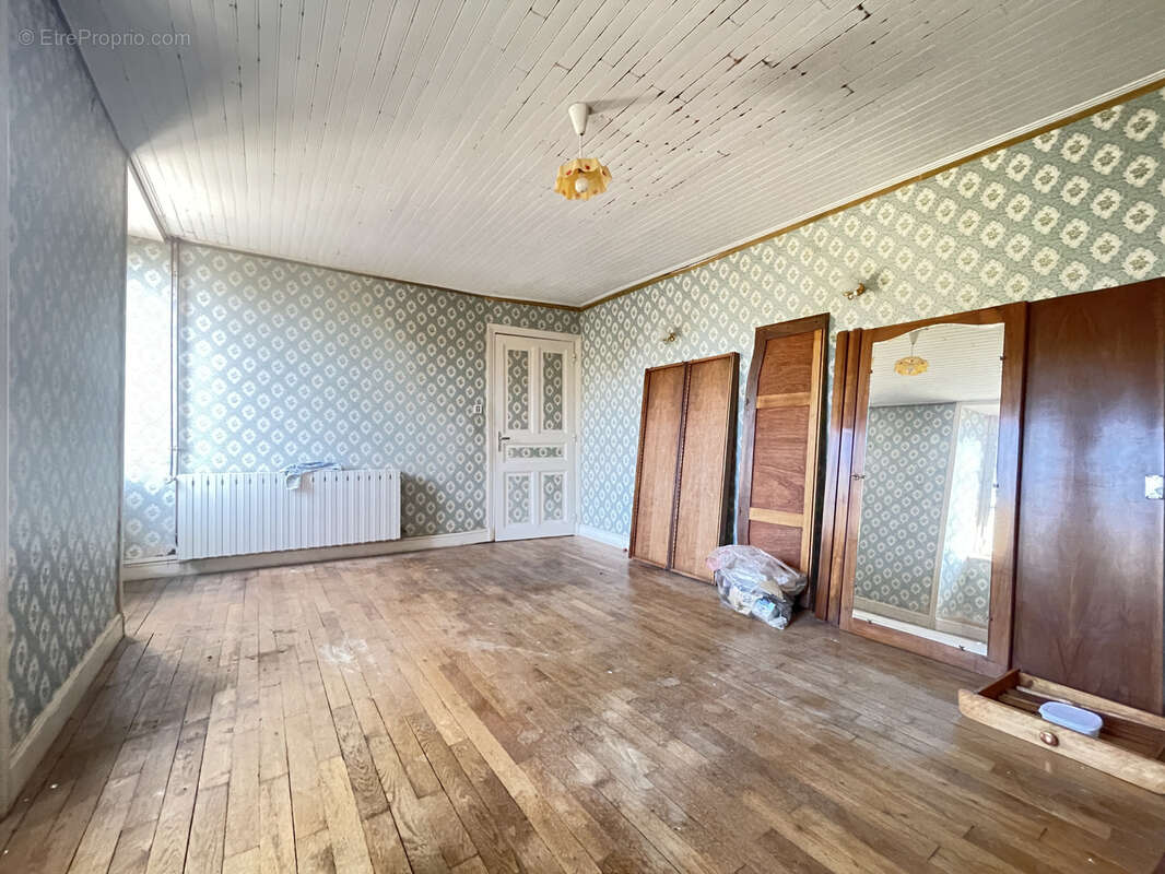 Maison à RILHAC-XAINTRIE