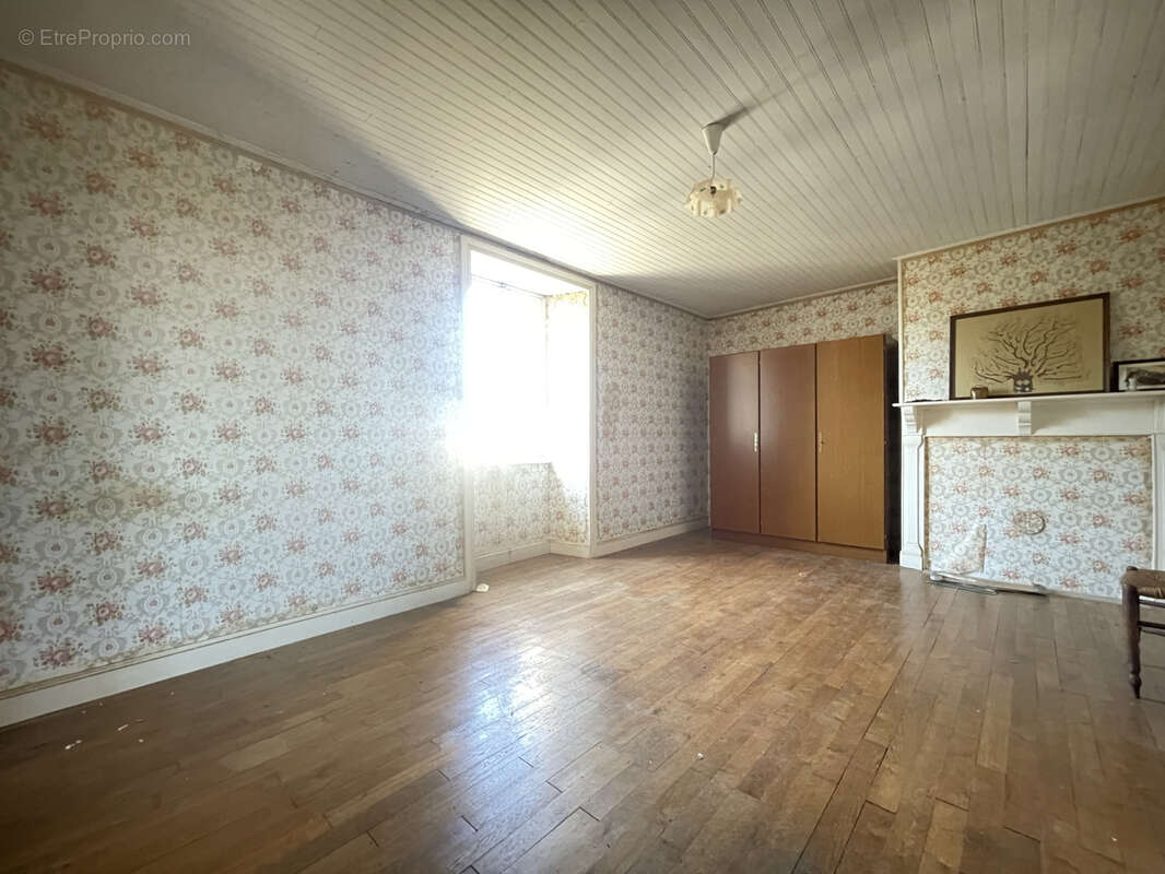 Maison à RILHAC-XAINTRIE