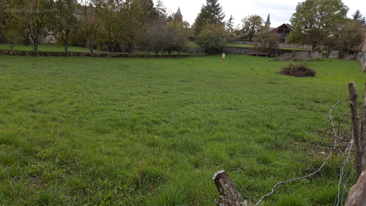 Terrain à RECOULES-PREVINQUIERES