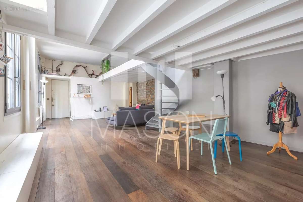 Appartement à PARIS-4E