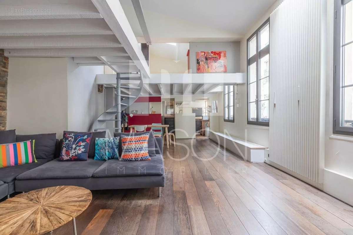 Appartement à PARIS-4E