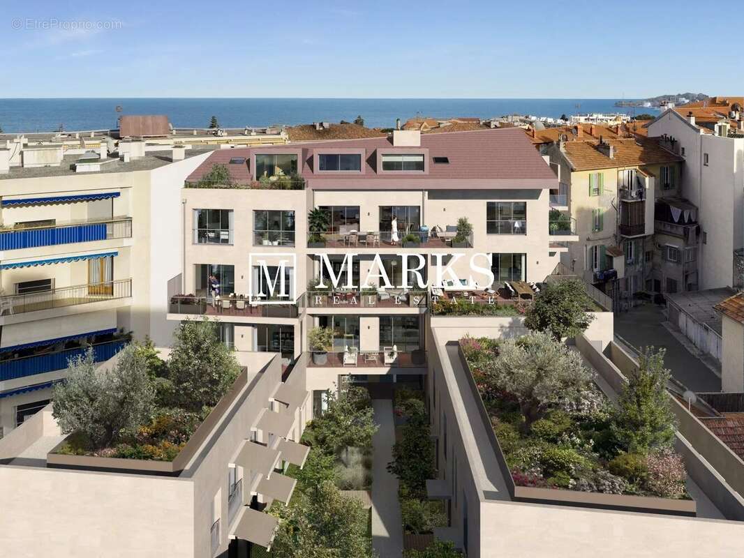 Appartement à BEAULIEU-SUR-MER