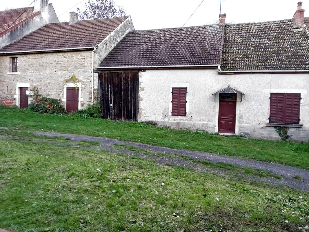 Maison à MOLINOT