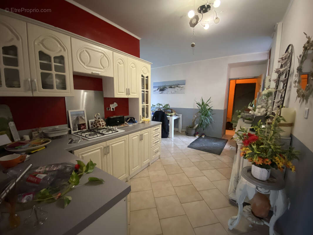 Appartement à GUISE